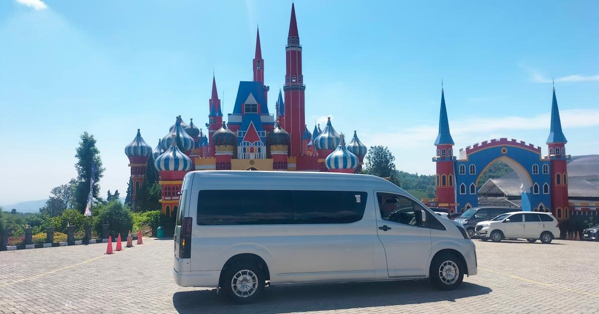 Sewa Hiace Jakarta Timur